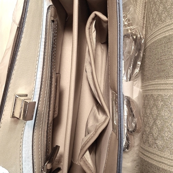 NWT Inc International Concepts Fringe Convertible Shoulder & Crossbody B… - Picture 10 of 16